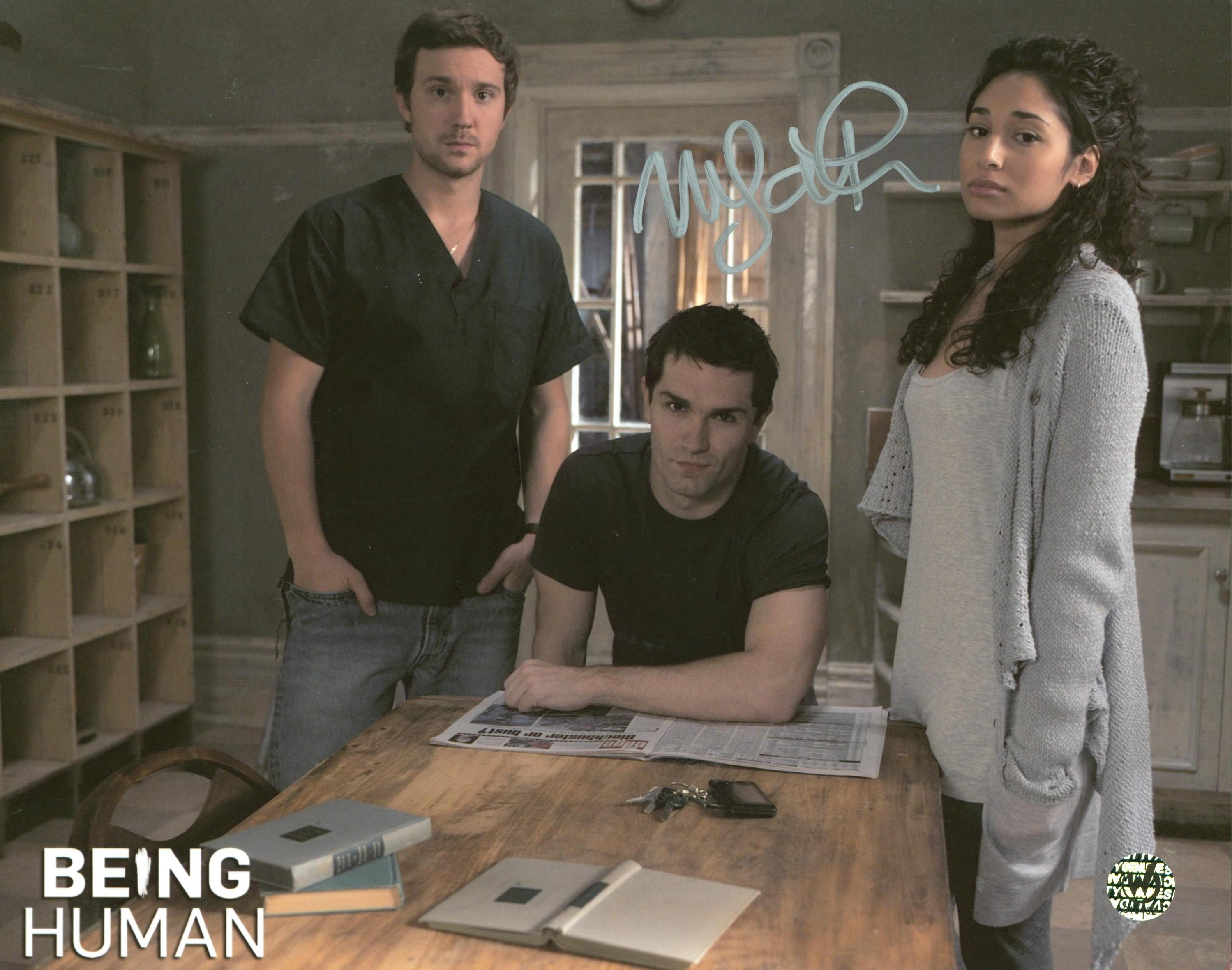Meaghan Rath Signed "Being Human" 8x10 Photo (Wizard World)