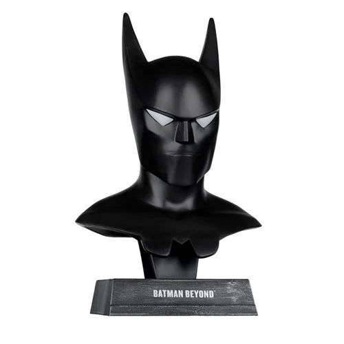 DC Direct Prop Replica Wave 6 Batman Batman Beyond 1:3 Scale Cowl