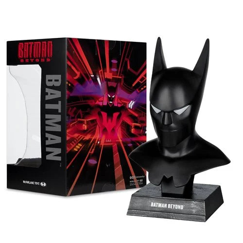 DC Direct Prop Replica Wave 6 Batman Batman Beyond 1:3 Scale Cowl